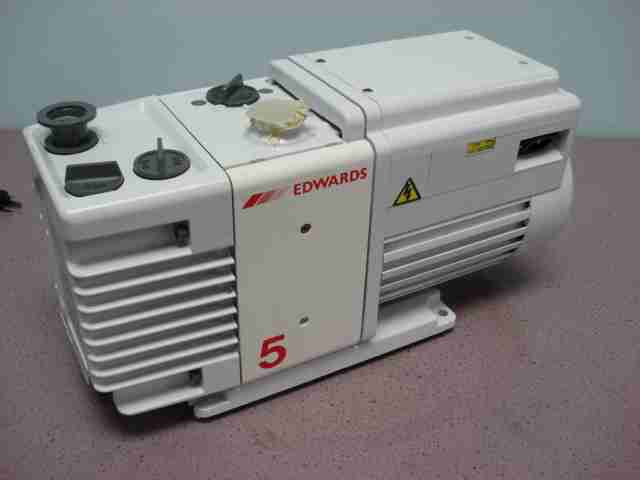 Edwards RV5 Vacuum Pump EDWARDS RV-5 Vacuum Pump used nice