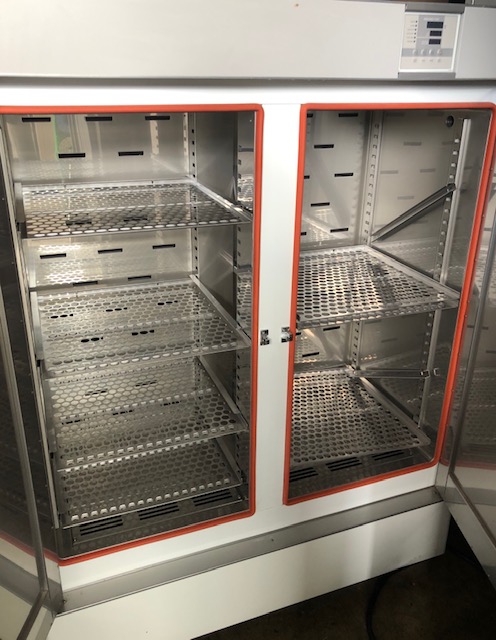 Yamato DKN912C OVEN