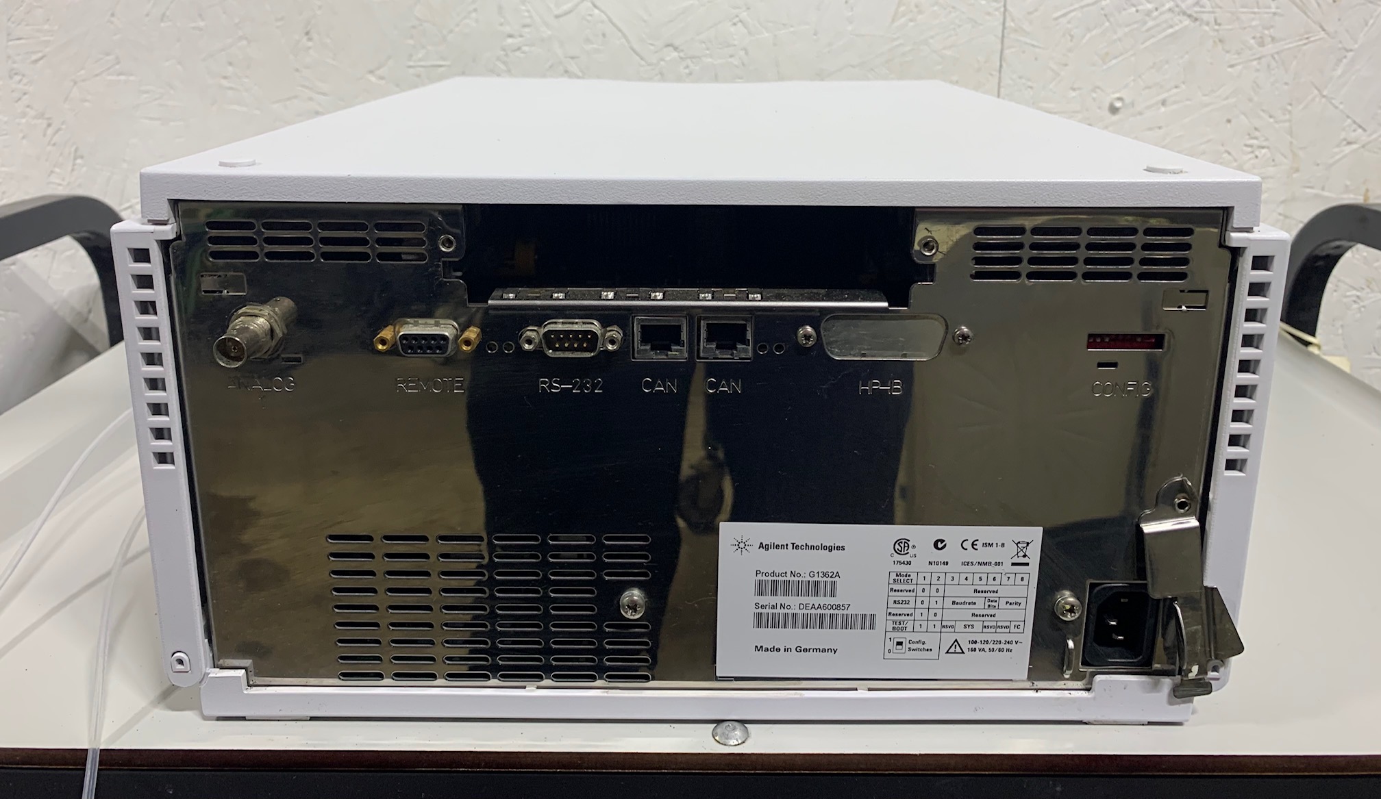 Agilent G1362  full back