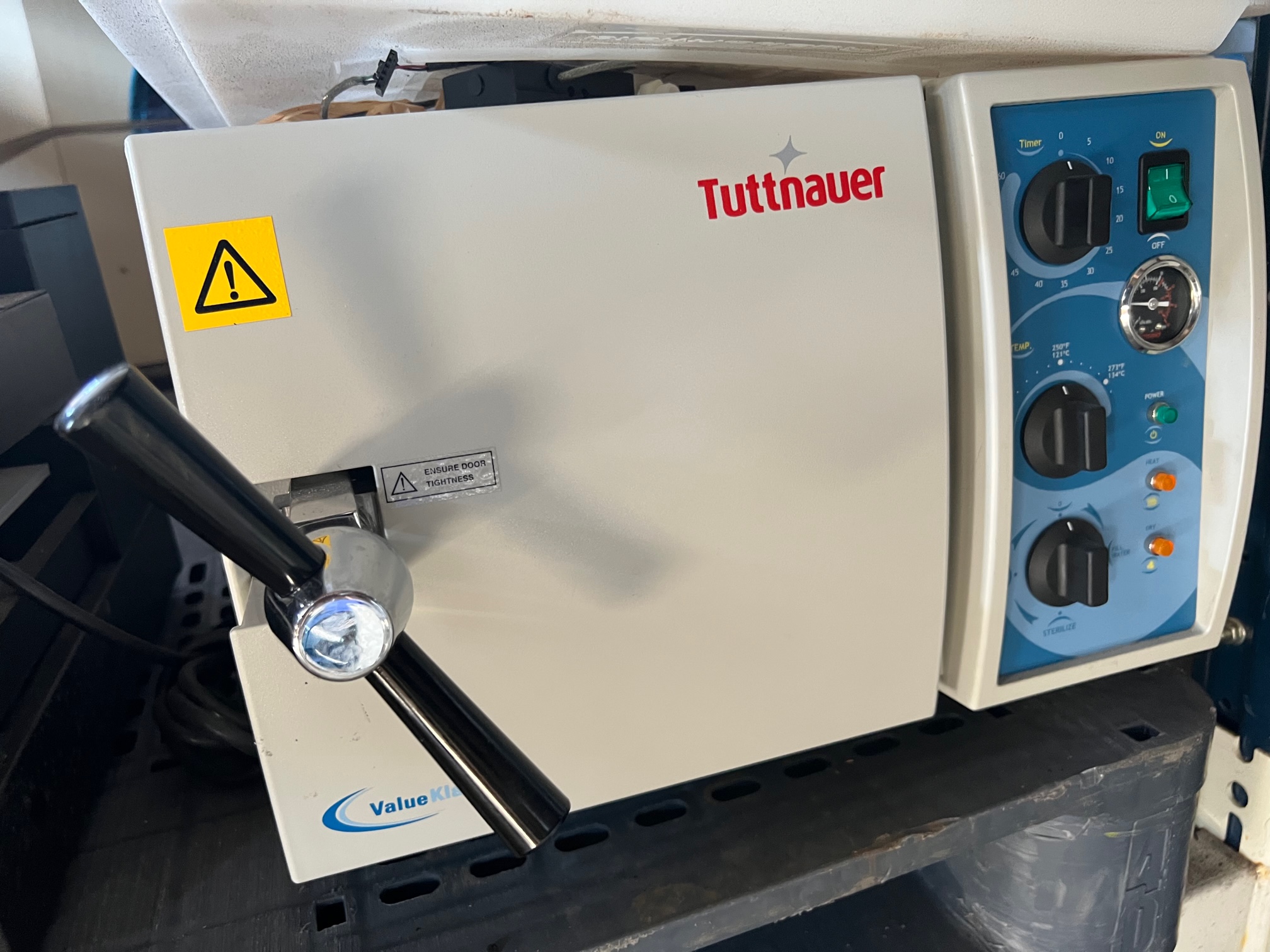 Tuttnauer Valueklave Autoclave